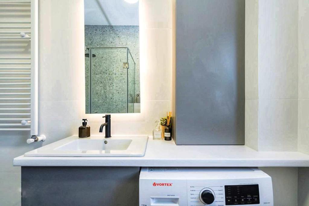 Angelo Bello Luxury Suite City Center By Sattal Βουκουρέστι Εξωτερικό φωτογραφία